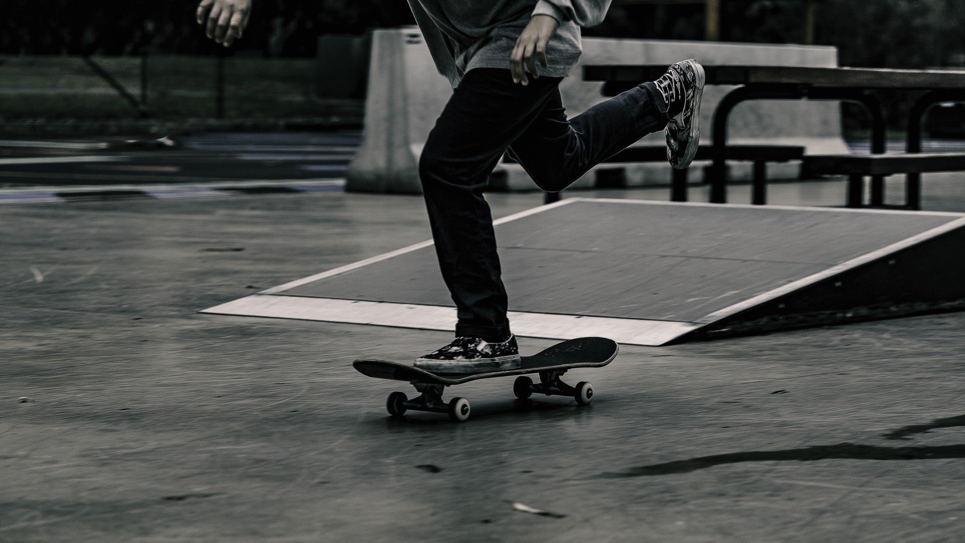 在线体育博彩-红牌风暴，德布劳内争议离场，格列兹曼绝地反击演绎逆转传奇，红牌风暴，德布劳内争议离场，格列兹曼绝地反击演绎逆转传奇